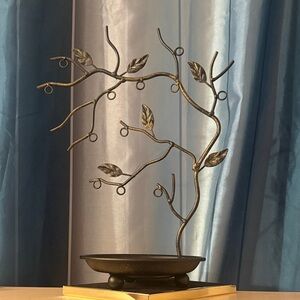 Black Metal Jewelry Tree Stand